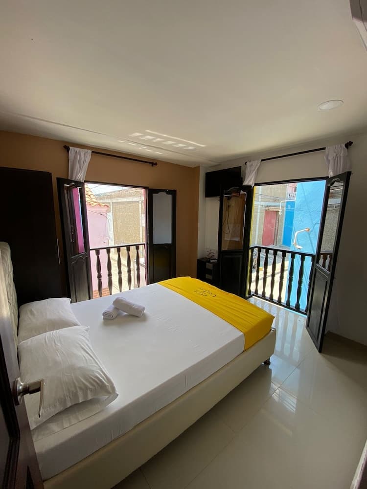 CL-7 Habitación con balcón  en Getsemaní