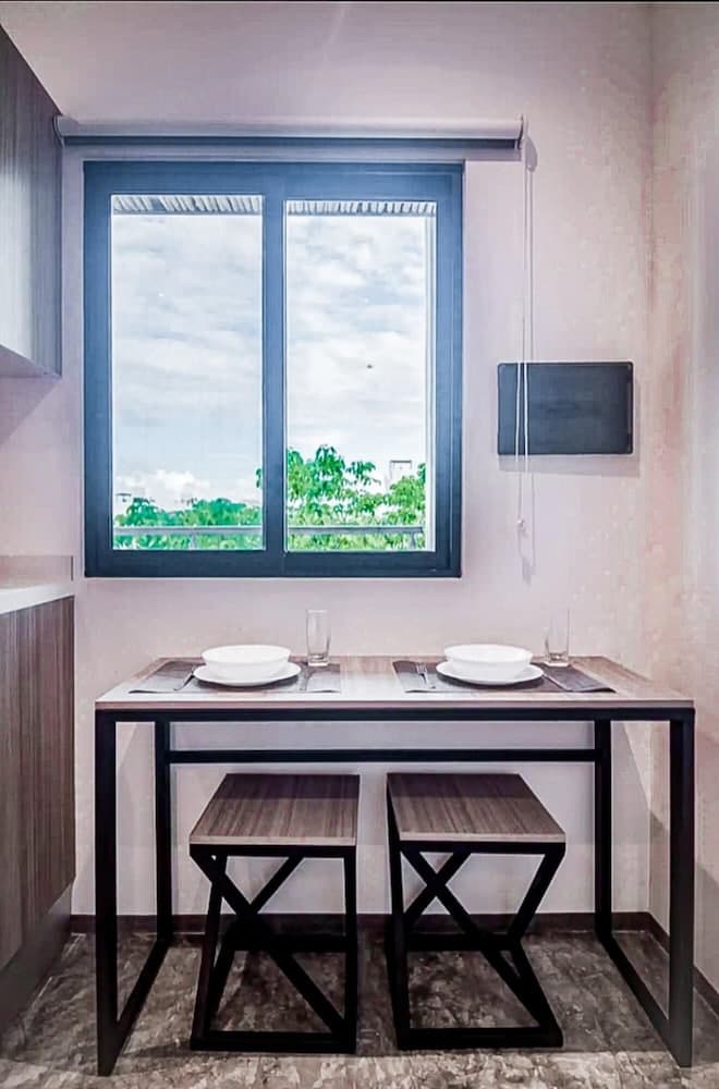 Private Condo in Awesome Complex Pool Rooftop Lounge Walk to 5 Avenida Beach