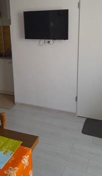 Apartment Central Location