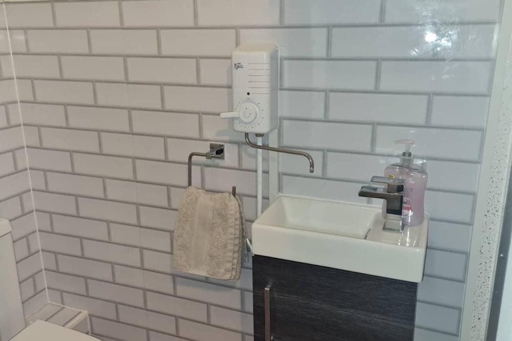 Stunning 1 bed Flat in Newport-f3