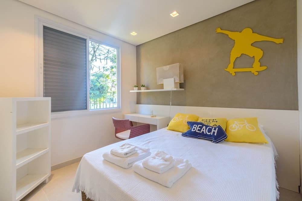 Pé na areia com charme e elegância