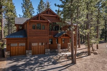 Gray Bear #86 4 Bedroom Home by Redawning