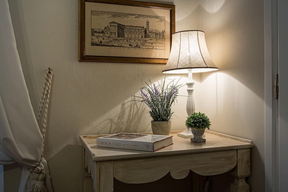 Casa Opera in Lucca With 2 Bedrooms and 2 Bathrooms