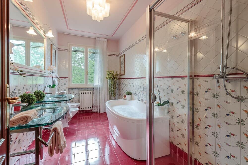 Villa Annalisa a Superbly Appointed Lucca Heaven