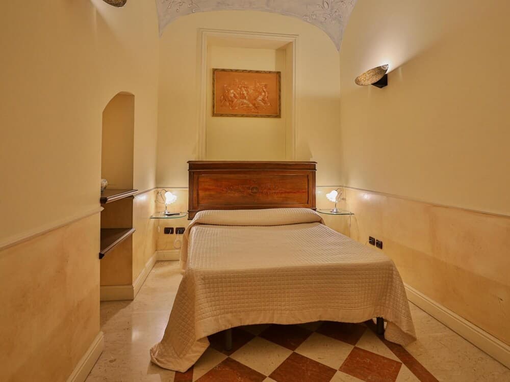 Room in the Heart of Salerno - 4059