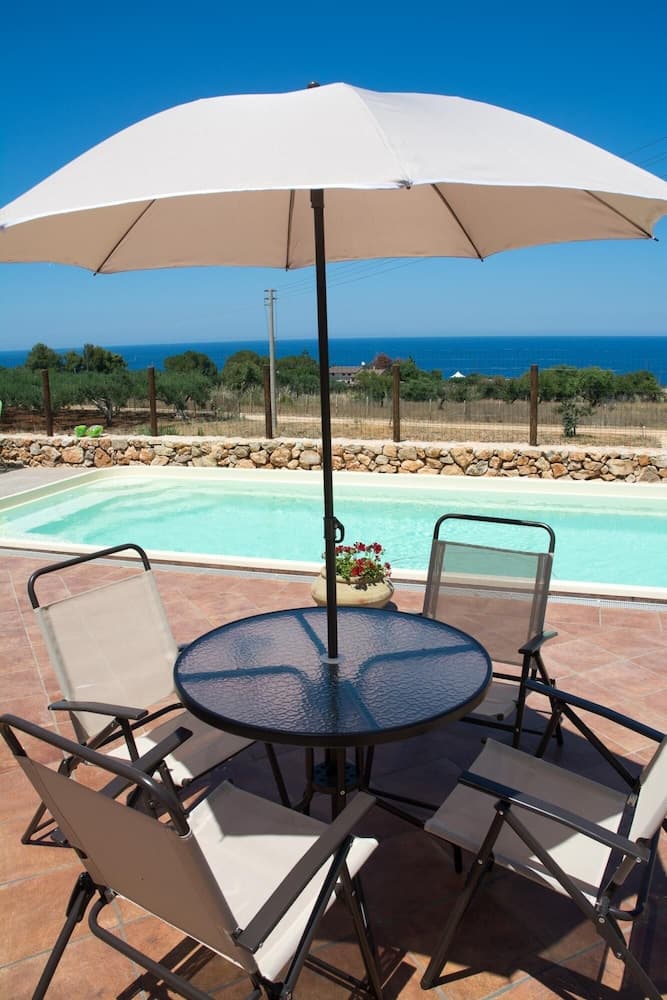 Sc011 Villa Calabianca con Piscina Privata Riscal