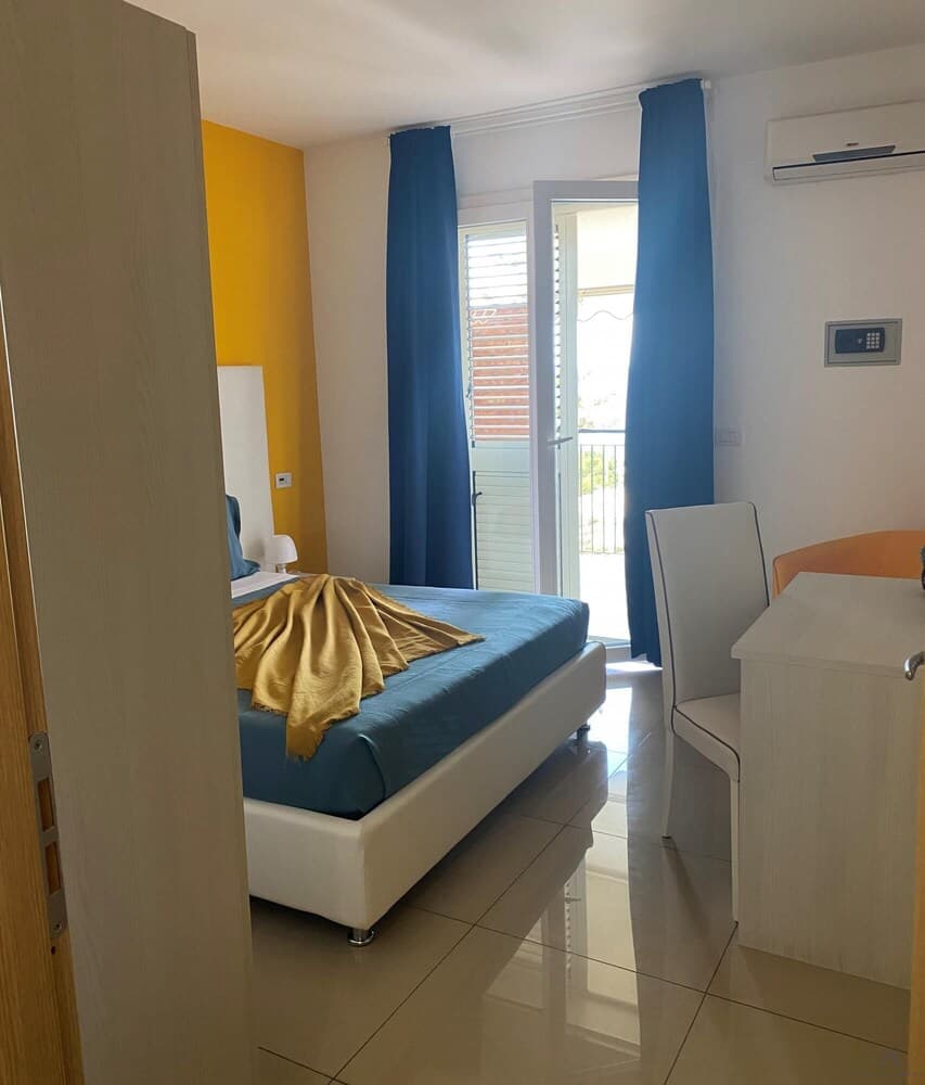 Rebecca s Taormina-etna Collection III