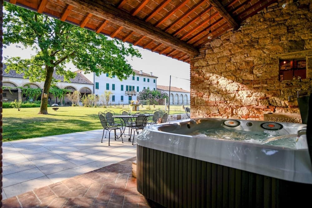 Vigneti Apartment With two Bedrooms and one Bathroom on the Second Floor Apartment 5