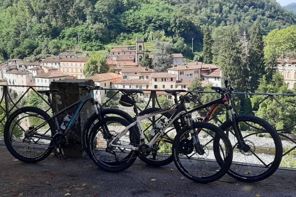 Beautiful 2-bed House in Longoio, Bagni Di Lucca