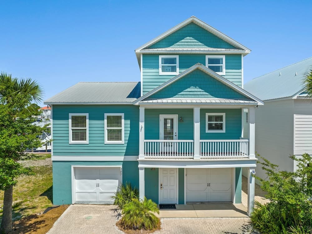 Barefoot Boat Bums by Book That Condo