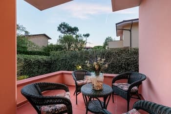 Regina Beach Luxury 3 Bedrooms Villa by the Beach in Marina di Pietrasanta