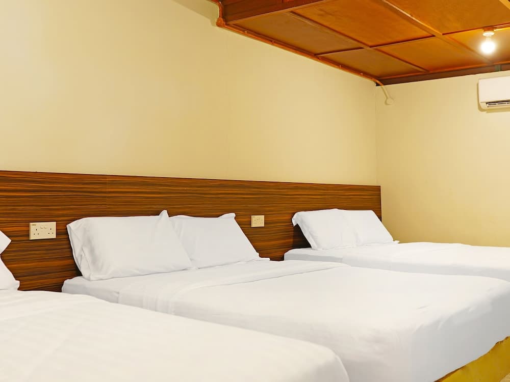 Capital O 90557 Dedsaan Beach Village