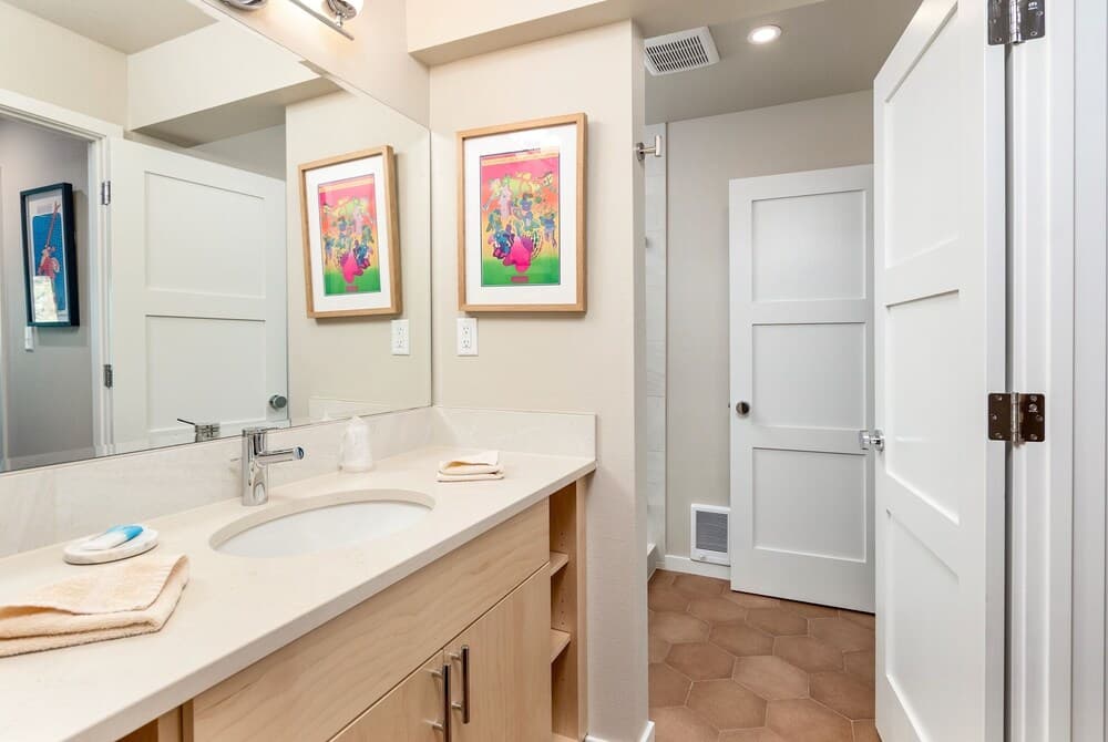 Cliffview Luxury Vacation Rental At Windcliff 3 Bedroom Home by RedAwning