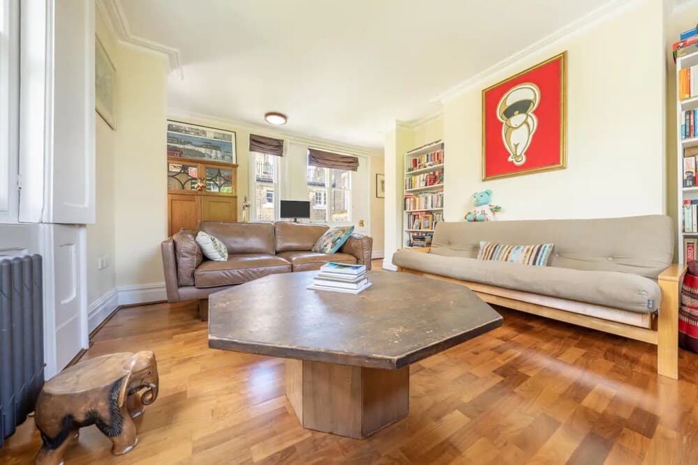 Stunning 3 Bedroom Apartment in Trendy Chalk Farm