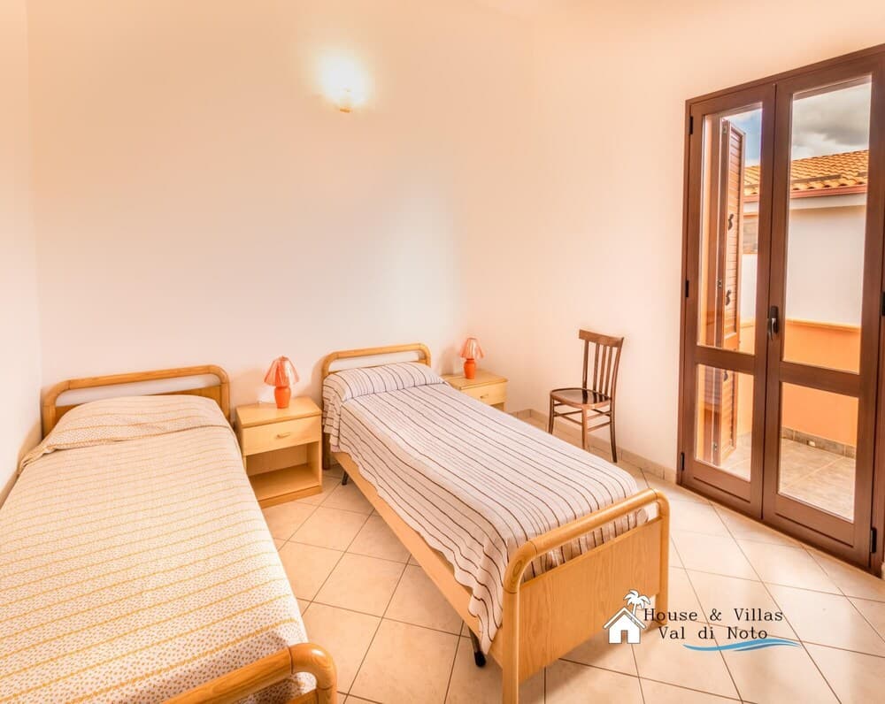 Sr-f943-stro13a1 - Villetta Calabernardo