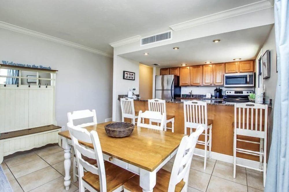 South Seas Beach Villa 2001