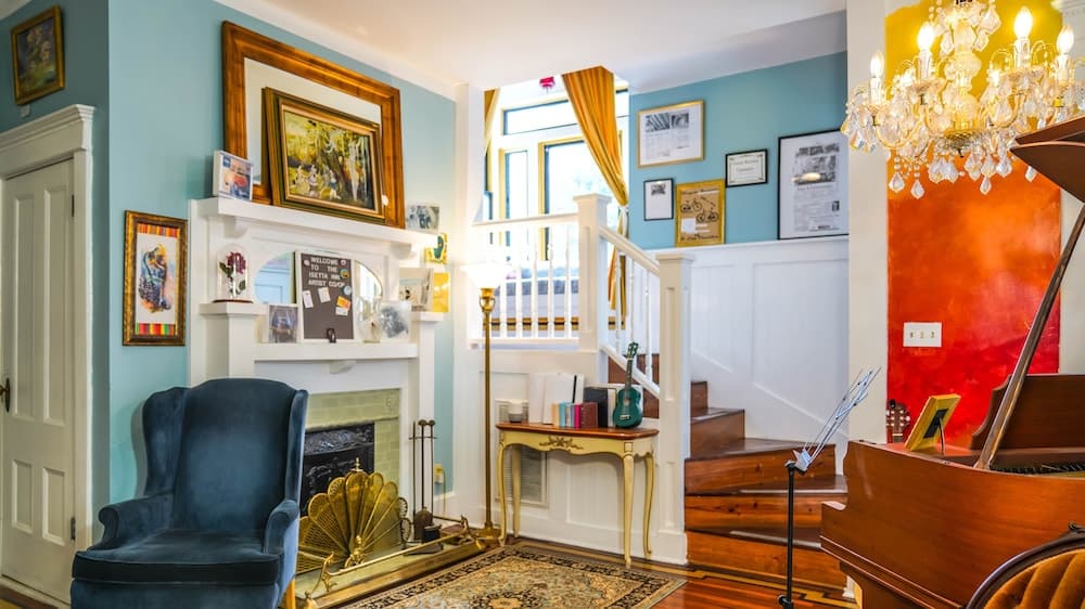 Isetta Inn (Boutique Inn)