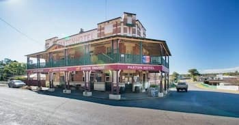 Paxton Hotel - Hostel