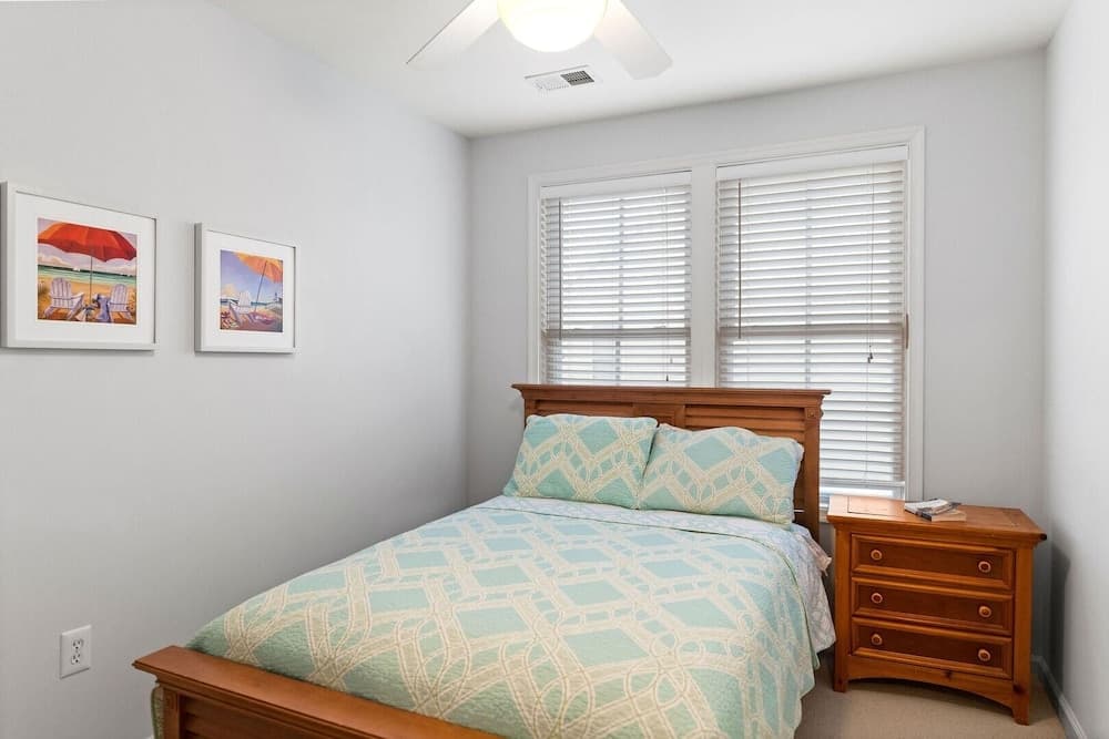 Sunset Island - Beach Side Drive 24 4 Bedroom Townhouse by Redawning