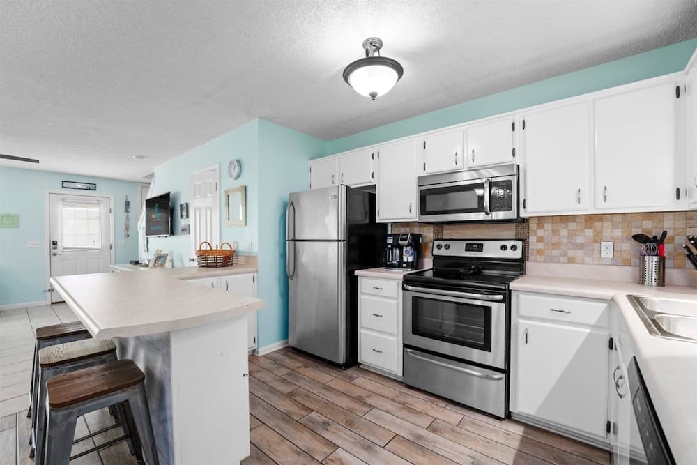 17214 Front Beach Rd T28