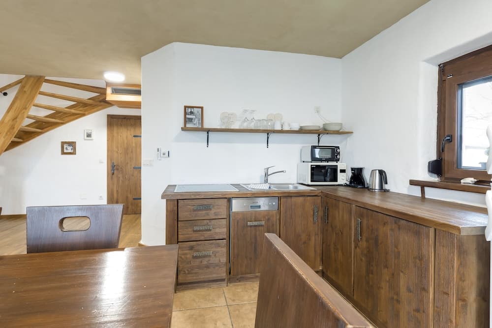 Pannonian Duplex 11 Pond View