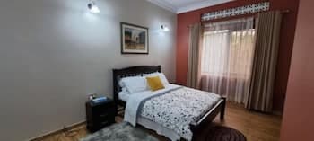 Malachite Apartments