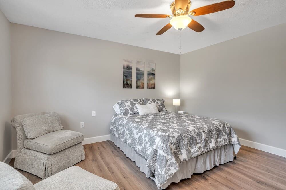 Eagles Nest 2 Bedroom Townhouse by Redawning