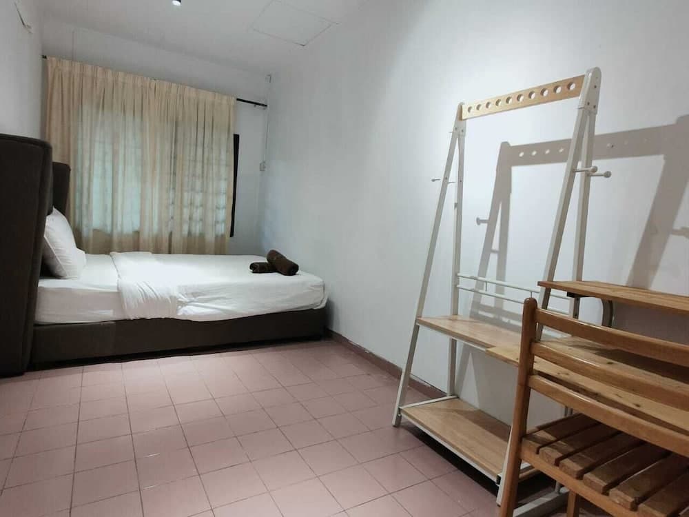 Malacca Town Tranquerah Cluster Home