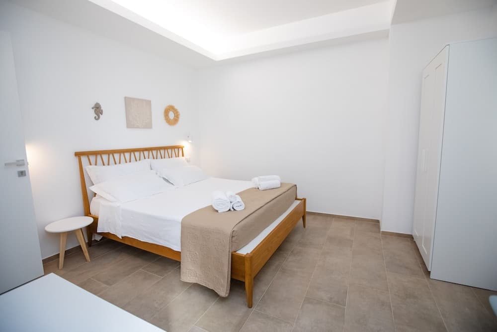 IzzHome Bella Vita Apartment