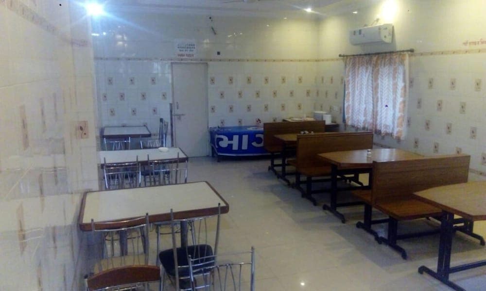 Mgh 112 Bhagyashali Hotel & Guest House