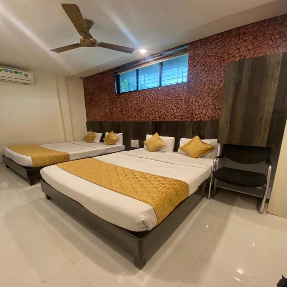 Hotel Garden Park - Near Trade Centre, Visa Consulate