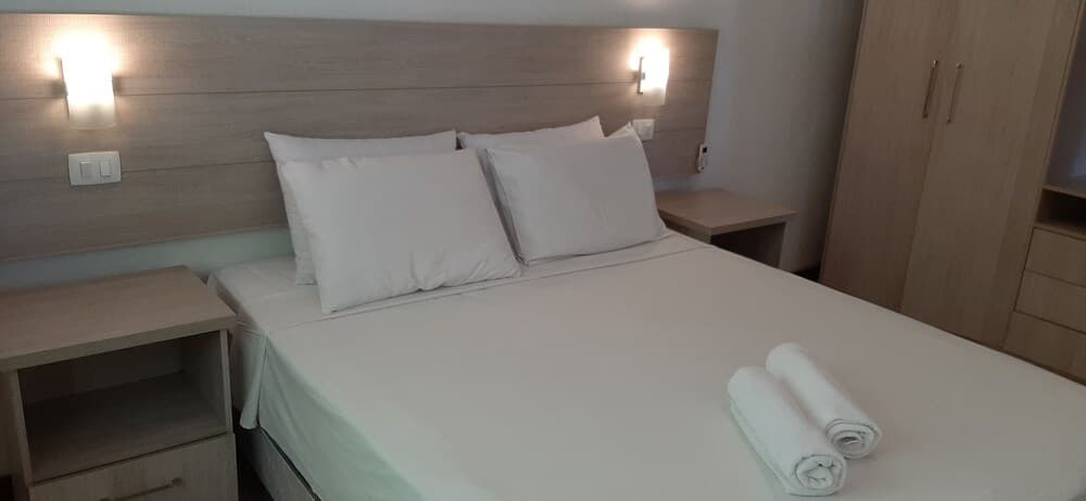 CONDOMINIO TOPÁZIO -PRAIA DO MUTÁ