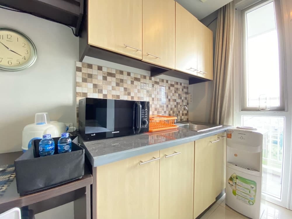 Cozy Studio Room At Skyland City Jatinangor Apartment