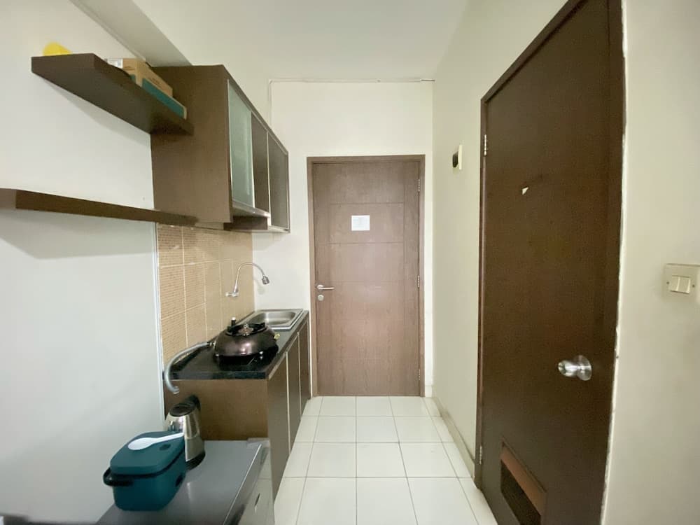 Cozy Studio Room Apartment At Easton Park Residence Jatinangor
