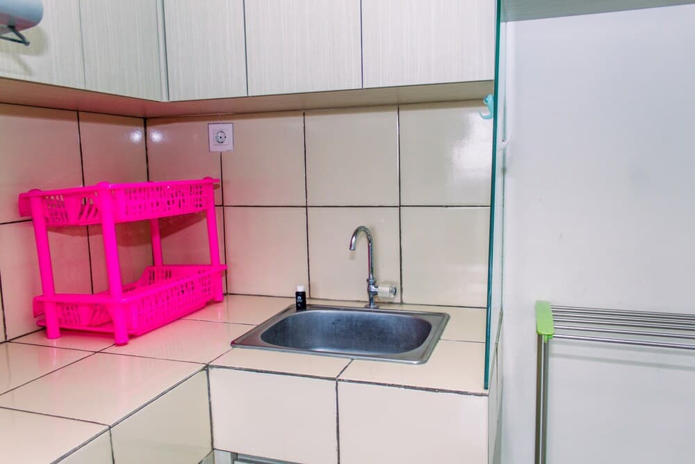 Nice And Comfort 1Br At Paramount Skyline Apartment