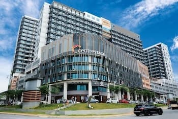 Centrestage Petaling Jaya- Perfect Host