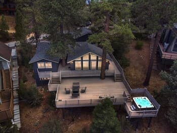 22 - Whistling Woods 4 Bedroom Home by Redawning