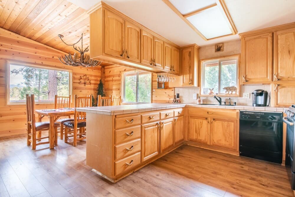 46 - Cove Cabin 3 Bedroom Cabin by Redawning