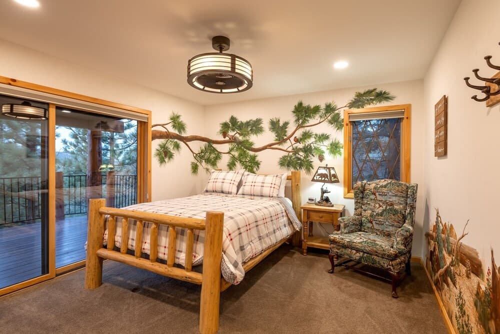 38 - Cooper's Hideaway 5 Bedroom Home by Redawning