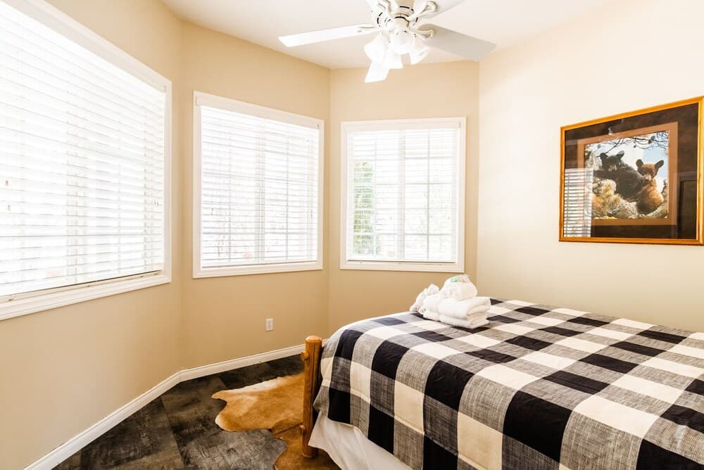 09 - The Hidden Estate 7 Bedroom Home by Redawning