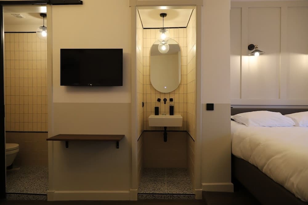 Mr.Lewis Hotel Rotterdam