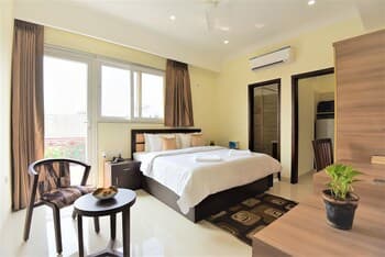 BluO Studio 2 GolfCourseRoadGymBalcony