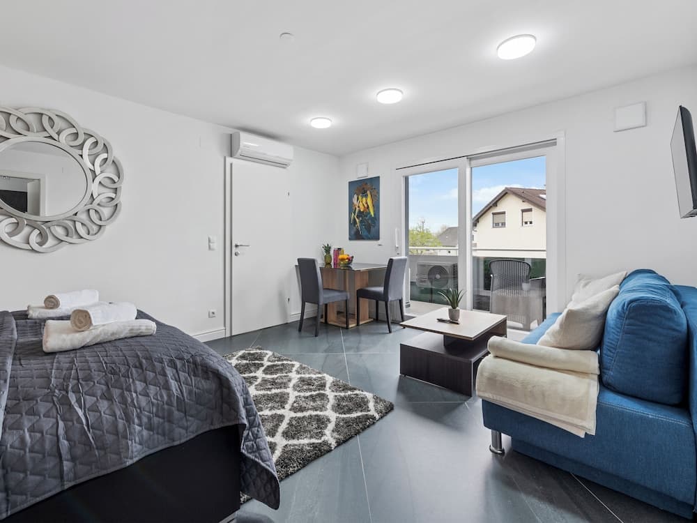 SKY9 Apartments - Homes & Villas