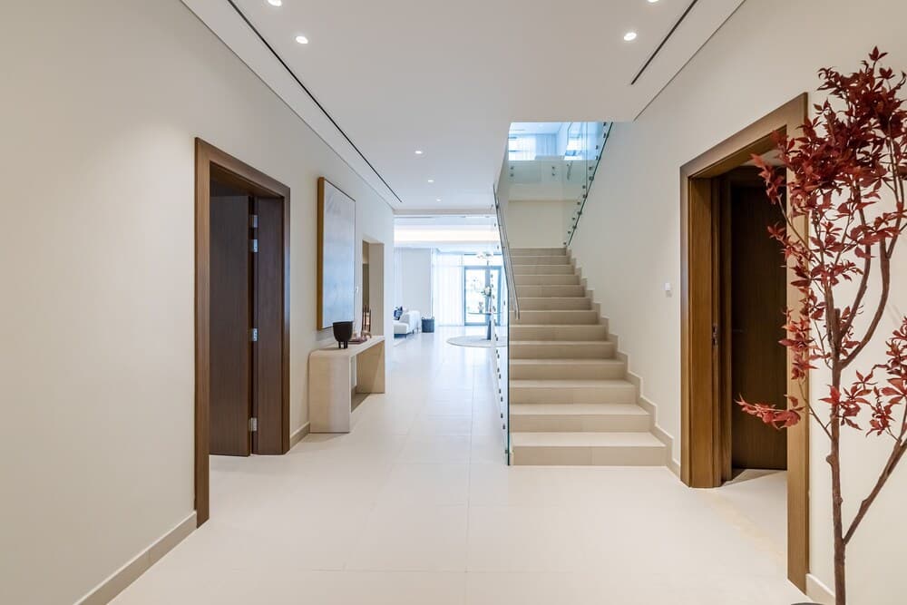 Luxurious 5 Bed Villa 60B Palm Jumeirah