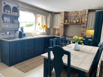 Remarkable 3-bed House in Belfast