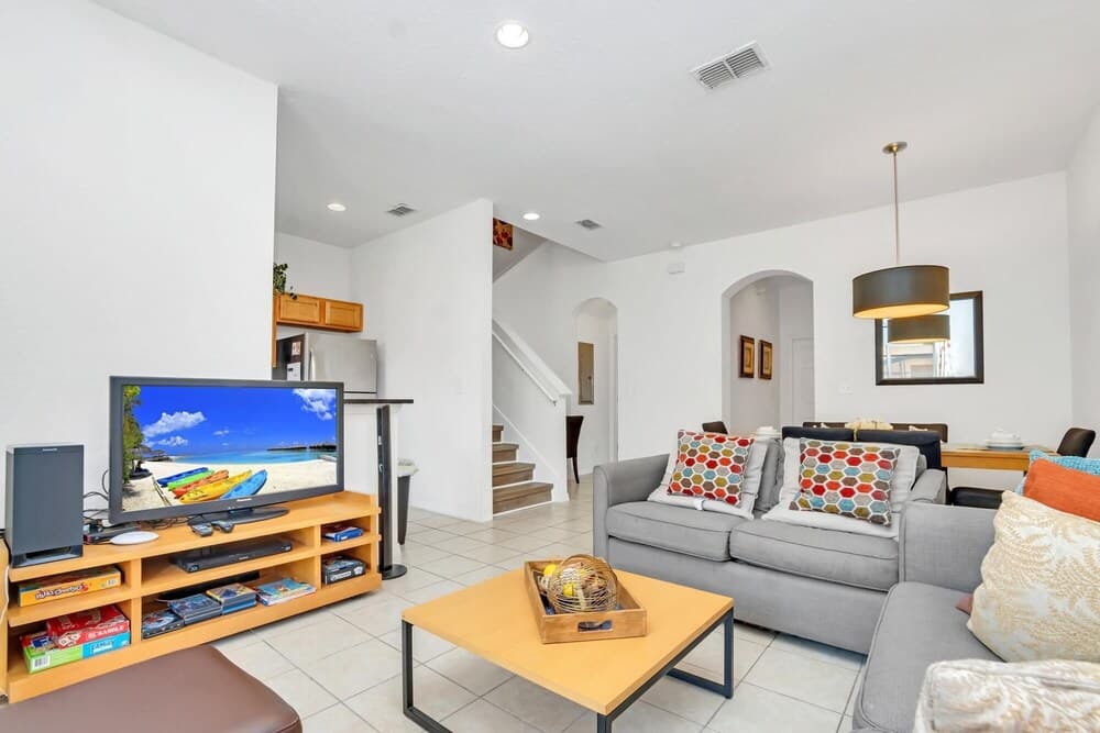 4BR Townhome With Resort Access - Near Disney