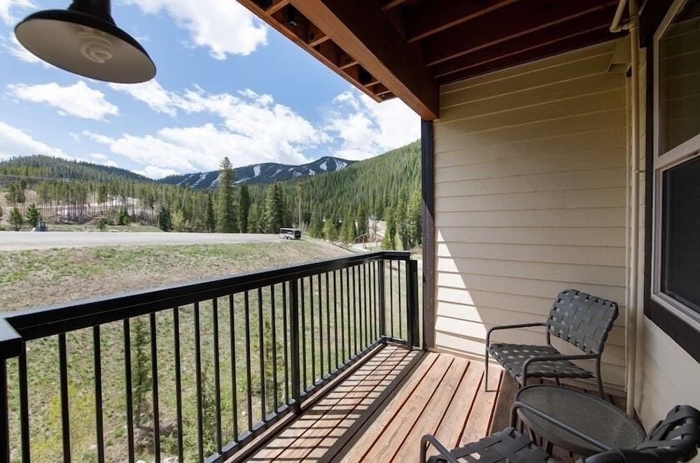 Fraser Crossing/Founders Pointe, Condo 1 Bedroom w/Kitchenette Premium Unit 4568