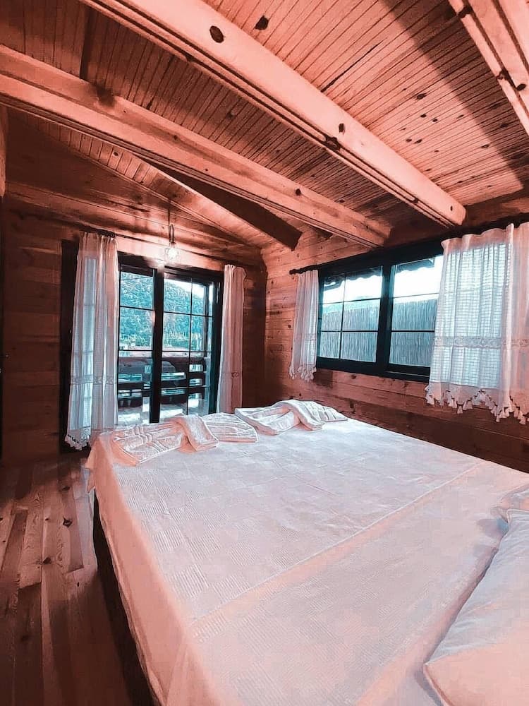 Kairos Pasa Bungalow