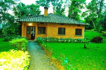 Gisakura Guest House