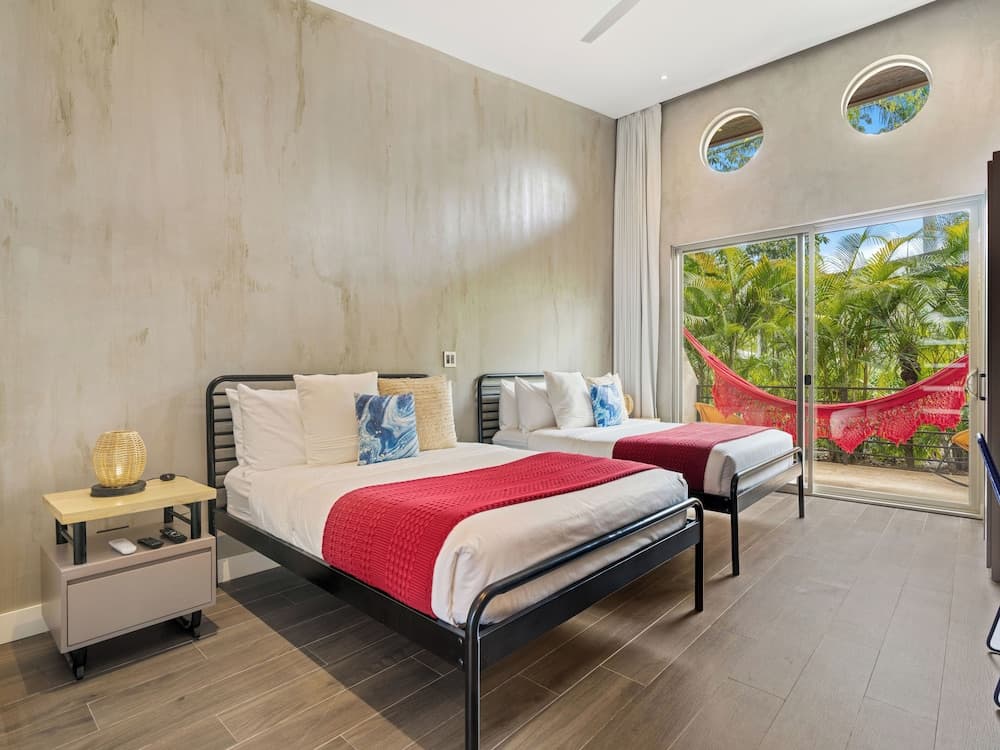 Mother Earth Vegan Hotel & Restaurant